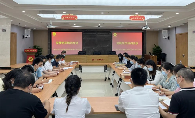 C:\Users\Administrator\Desktop\新建文件夹 (2)\QQ浏览器截图20221011084009.png